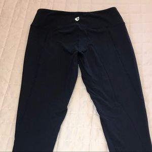 Born Primitive Navy leggings Medium